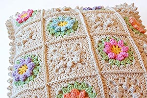 Crochet cushion free step by step tutorial