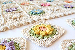 Primavera flower granny square baby blanket