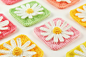 Daisy Granny Squares Featured Picture